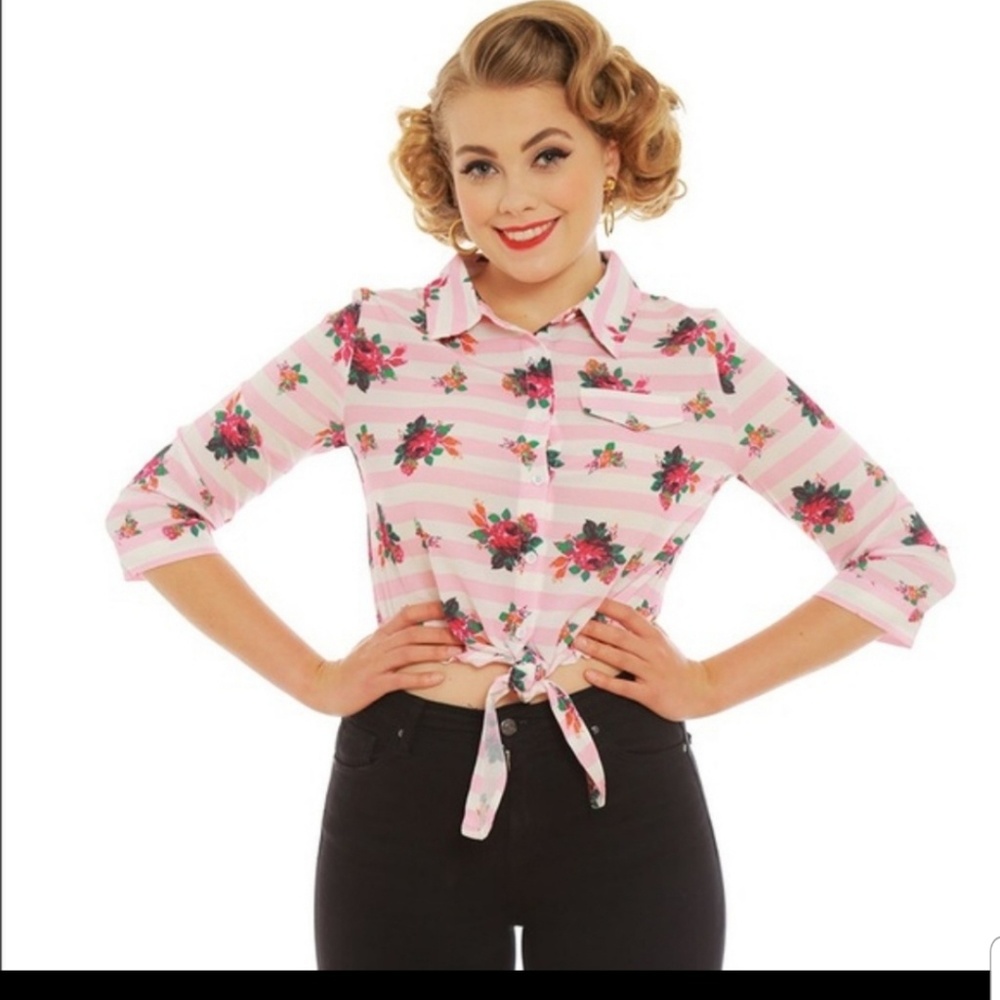 Lindy Bop midriff top